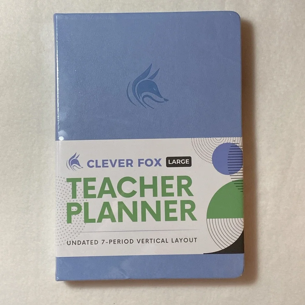 Clever Fox Teacher Lesson‎ Planner Large Undated 7-Period Vertical Layout Blue